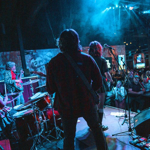 Vinyl Destination live photo 35