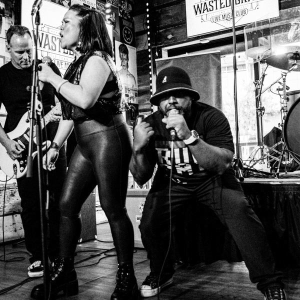 Vinyl Destination live photo 56